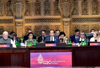 Presiden Joko Widodo saat secara resmi membuka puncak Konferensi Tingkat Tinggi (KTT) G20 di Hotel Apurva Kempinski, Kabupaten Badung, Provinsi Bali, pada Selasa, 15 November 2022. 