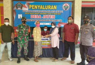 Penyerahan BLT DD Tahap Tiga oleh Pemdes Jaten Kecamatan Wonodadi Kabupaten Blitar Tahun 2022 