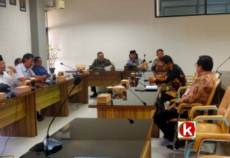 Komisi III DPRD Kabupaten Blitar Raker dengan Mitra Kerja Bahas Panitia Seleksi Anggota Dewas LPPL Radio Persada