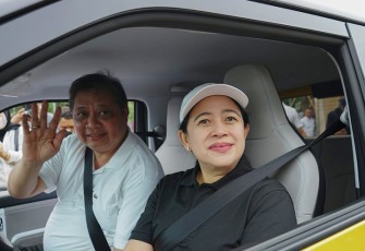 Pertemuan Puan dengan Airlangga di kawasan Monas, Jakarta Pusat, Sabtu (9/10/2022).