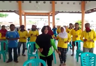 Desa Bono saat Adakan Cek Kesehatan dan Senam bersama ODGJ