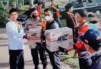 Pembagian 1000 Takjil di Daerah Terpencil