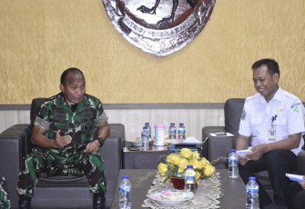 Pangdam Kasuari saat Terima Kunjungan Tim Kemenkes RI 