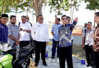 Dirjen Bina Pembangunan Daerah Kementerian Dalam Negeri, Teguh Setyabudi saat mengunjungi lokasi pelaksanaan Sail Tidore 2022