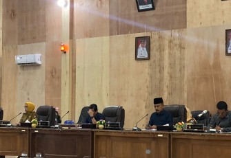 Rapat paripurna pembahasan Raperda Pertanggungjawaban Pelaksanaan APBD Tahun 2021 Bupati Mukomuko