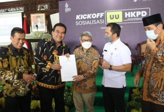 Bupati Blora Arief Rohman saat mengajukan usulan perhitungan DBH Migas ke Kementerian keuangan dan Kementerian ESDM.