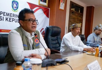 Dr. Raditya Jati S.Si, M.Si di ruang Rapat Utama, Lt.4, Kantor Gubernur Kepri, Dompak, Jum'at (07/10).