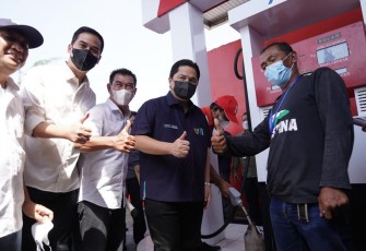 Erick Resmi saat Luncurkan Program Solar untuk Nelayan di Cilacap, Sabtu (17/9/2022). 