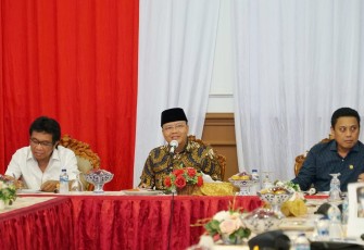 Gubernur Bengkulu Rohidin Mersyah saat sampaikan aspirasi ke Komisi V DPR RI, di Balai Raya Semarak Bengkulu, Jum'at (02/09).