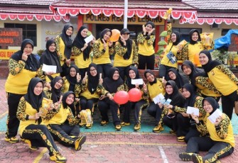 Polwan Polres Rejang Lebong saat Foto Bersama