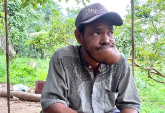 M. Daud, Seorang warga Dusun Gunung Buluh Desa Alue Genteng, Kecamatan Rantau Peureulak, Aceh Timur.