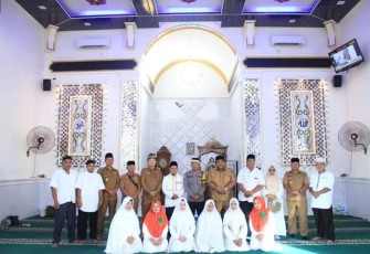 Bupati Labuhanbatu saat Hadiri Wirid Yasin di Mesjid Al-Ikhlas
