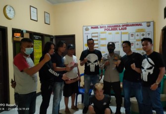 Tersangka saat diamankan aparat