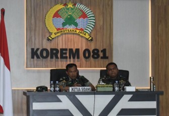 Danrem Kolonel Deni Rejeki saat Pimpin Sidang Pankar anggota Sejajaran Korem 081/DSJ 