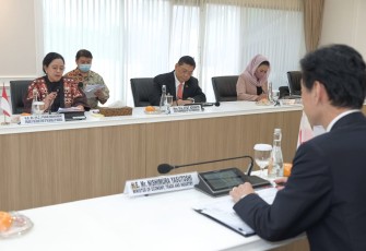 Pertemuan Puan dengan Yasutoshi Nishimura digelar di Gedung DPR, Senayan, Jakarta, Sabtu (3/9/2022). 