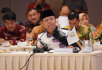 Gubernur Bengkulu Rohidin Mersyah dalam forum Rakor Gubernur se Sumatera di Pekanbaru, 30/6/2022 kemarin.
