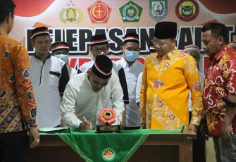 Penandatanganan Pernyataan Setia NKRI