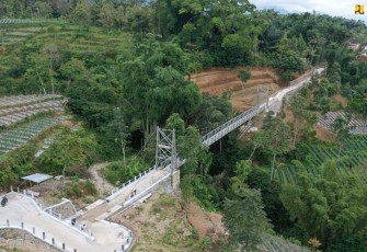  Jembatan Gantung di Jawa Tengah