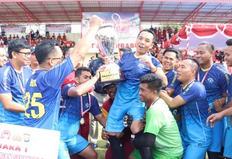 Kemeriahan sang juara Sepak Bola Kapolda Kepri Cup 2022