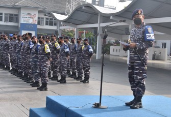 Panglima Kolinlamil saat Pimpin Apel Gelar Pasukan Latopsratmin