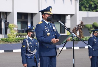 Pangkoopsud I Marsma TNI Bambang Gunarto, S.T., M.M., M.Sc., saat pimpin upacara