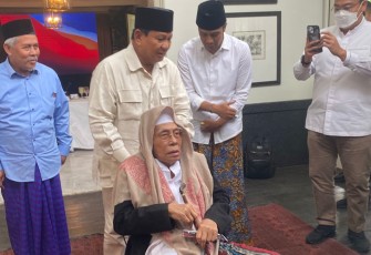 Prabowo Subianto saat Temui Ulama-Kiai Kondang Jatim