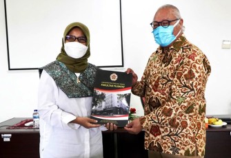 Universitas Moestopo dan Fakultas Filsafat UGM Berkolaborasi