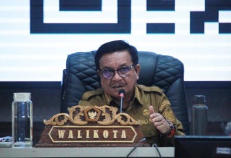 Walikota Bitung saat memberikan arahan