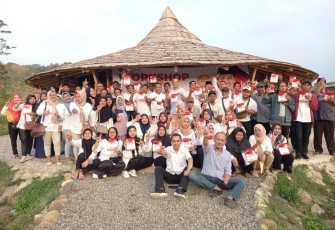 Foto Bersama usai acara