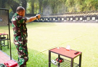 Lomba tembak ekslusif Perwira Tinggi (Pati) TNI