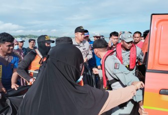 Bakamla RI saat Evakuasi Korban Bunuh Diri di Jembatan Bahteramas Kendari