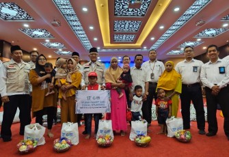 PLN UID Kalbar Santuni 400 Balita Kurang Mampu melalui Program Cekal Stunting