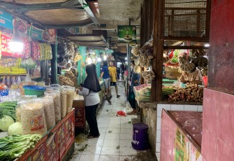 Foto situasi Pasar Agung Wilayah Kering