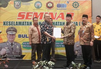 Gubernur Bengkulu Rohidin Tekankan K3