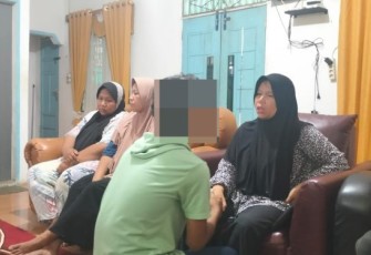 Suasana Bersama orangtuanya para terlapor minta maaf ke pelapor