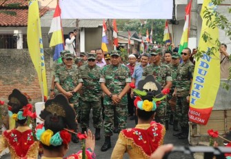 Danrem 051/Wkt Brigjen Dampingi Pangdam Jaya Kegiatan Pencanangan Urban Farming Serentak di Wilayah Kodam Jaya