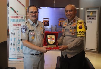 Wakapolda Brigjen Pol. Mohammad Agung Budijono, S.I.K., M.Si.  menerima audiensi dari PT.  Jasa Raharja di Lobi Mapolda setempat, Rabu (09/03/2022) pukul 09.30 WIB