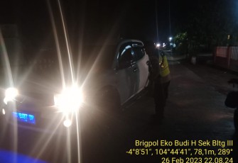 Anggota Polsek Belitang Tiga Polres OKU Timur saat giat KRYD