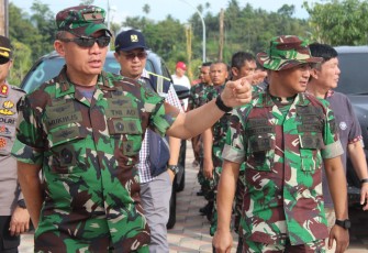 Danrem 131/Stg di Dampingi Dandim 1310/Bitung bersama Rombongan saat meninjau Lokasi yang akan di kunjungi Presiden RI