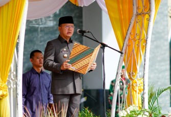 Gubernur Bengkulu Rohidin Mersyah       