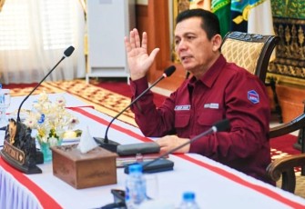  Gubernur Kepulauan Riau H Ansar Ahmad memimpin Rapat Penataan Kawasan Gurindam 12 
