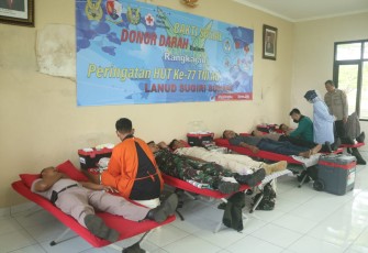  Lanud Sugiri Sukani Adakan Baksos Donor Darah Dalam Rangka HUT Ke-77 TNI Angkatan Udara
