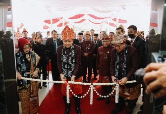Pj Gubernur Agus Fatoni Resmikan Mall Pelayanan Publik Kabupaten Muara Enim