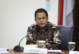 Sekjen DPR RI Indra Iskandar 