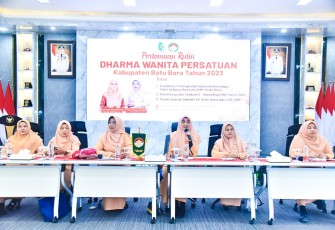Penasihat DWP Batu Bara Hadir Evaluasi E-Reporting