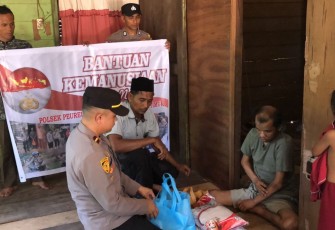 Bantuan Kemanusiaan Polsek Peureulak Barat Polres Aceh Timur Untuk Warganya