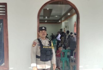 Polsek Belitang Tiga saat PAM Amankan Kebaktian Ibadah Paskah