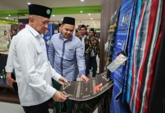 Menteri Koperasi dan UKM Teten Masduki berkunjung ke Pondok Pesantren Sunan Drajat