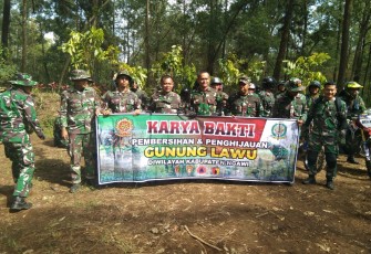 Prajurit Yonarmed 12 Angicipi Yudha Tanam Ribuan Bibit Pohon di Ketinggian 1850 Mdpl Gunung Lawu