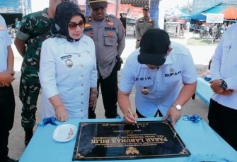 Bupati Labuhanbatu saat Resmikan Pasar Tradisional Labuhanbilik 